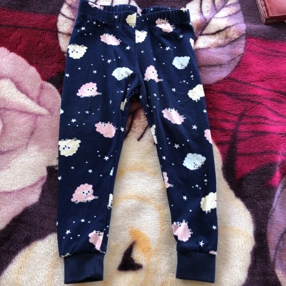 Urban Kids sequin pajama for a 2-3 years old - Picture 2 of 7